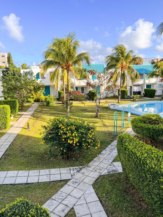 Apartamento Bleu Des Zil Grand Baie Exterior foto